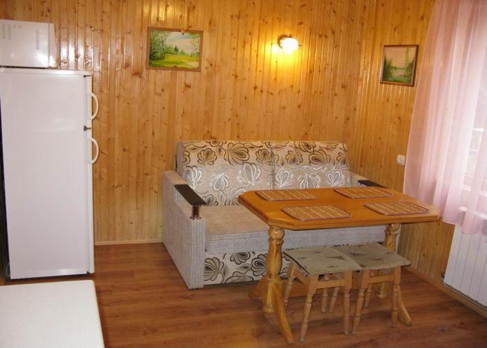Котедж Яремче Екстериор снимка